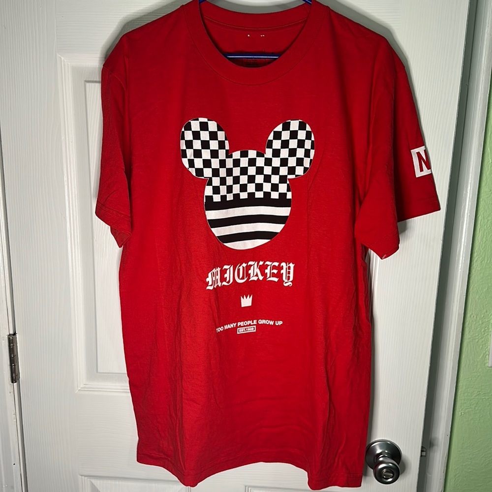 Mickey tshirt by Neff large